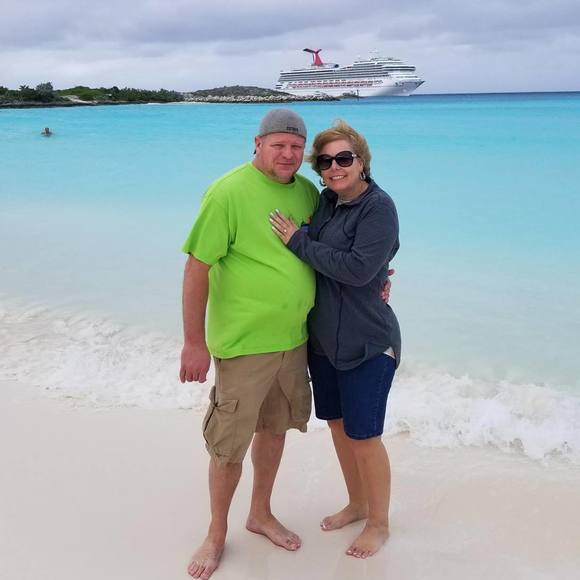 Meet your Posher, Lisa - Picture 1 of 1